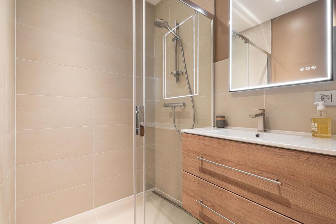 Design Et Charme, 100m2 Face A La Saone Apartment *
